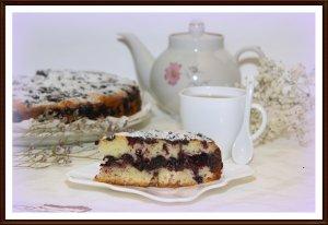 Pirog s chernikoy