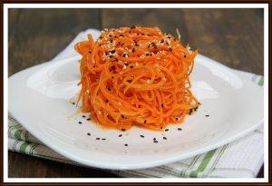 Salat morkovnyy s kunzhutom 1