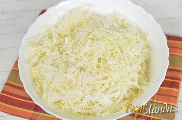 Kapustnyy salat so svezhim ogurtsom master-klass 1