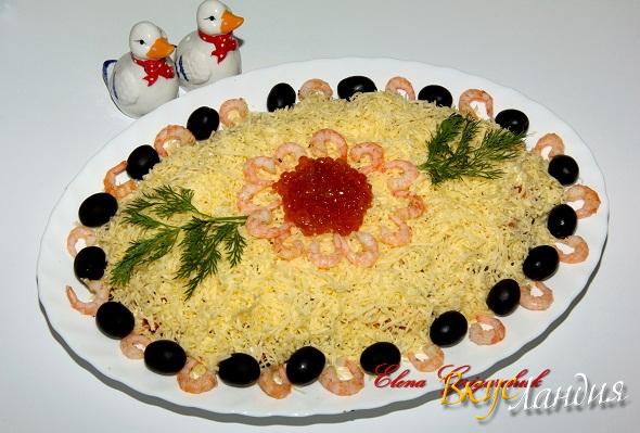 Салат с кальмарами и грибами