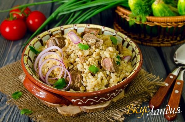 Перловка с тушенкой в мультиварке