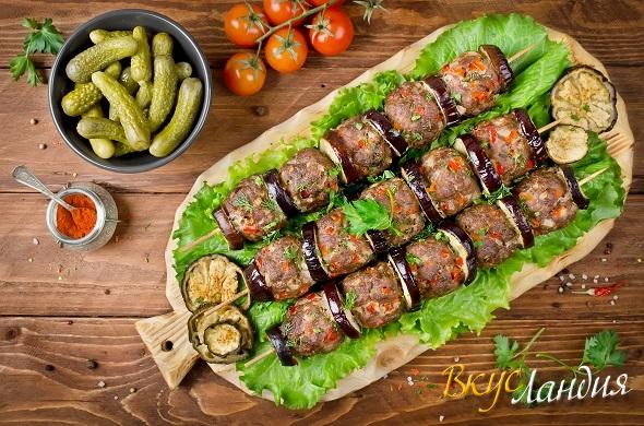 Шашлык в духовке Баклажан-кебаб (patlican kebabi)