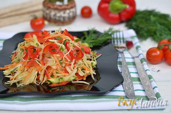 Салат из капусты со свежими овощами