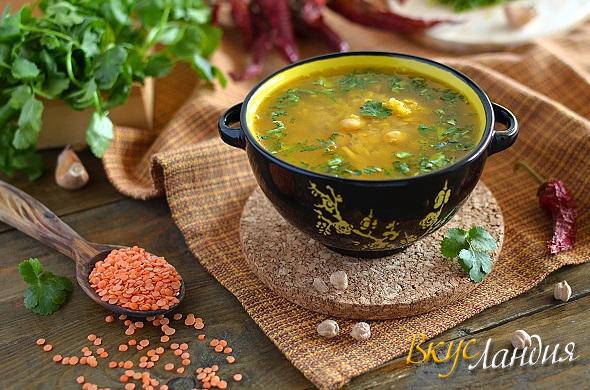 Живительный суп из красной чечевицы и нута